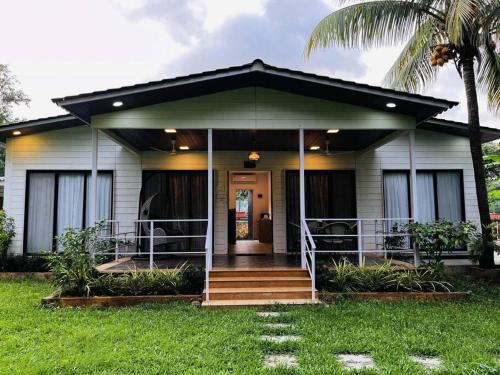 Mumbai Villa | Verandah Shubh 2BH Villa with Jacuzzi