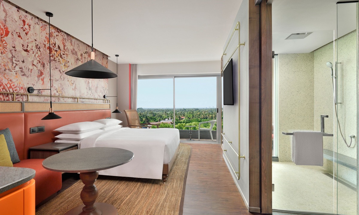 Maradu Hotel | The Artiste, Kochi, a Tribute Portfolio Hotel by Marriott
