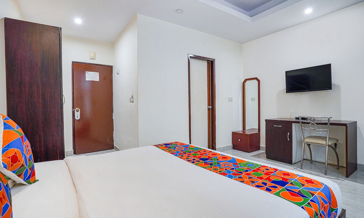 Bellandur Hotel | Fabhotel Shreyas Inn