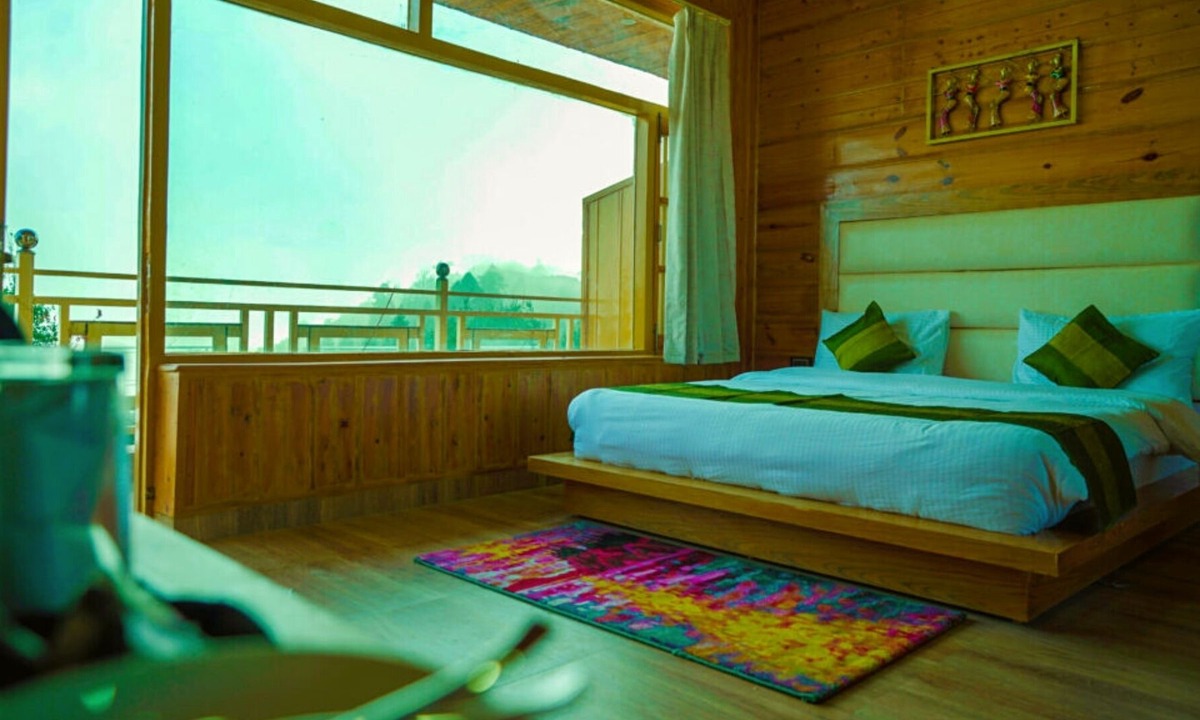 Kanatal Hotel | The Royals Apricot Garden