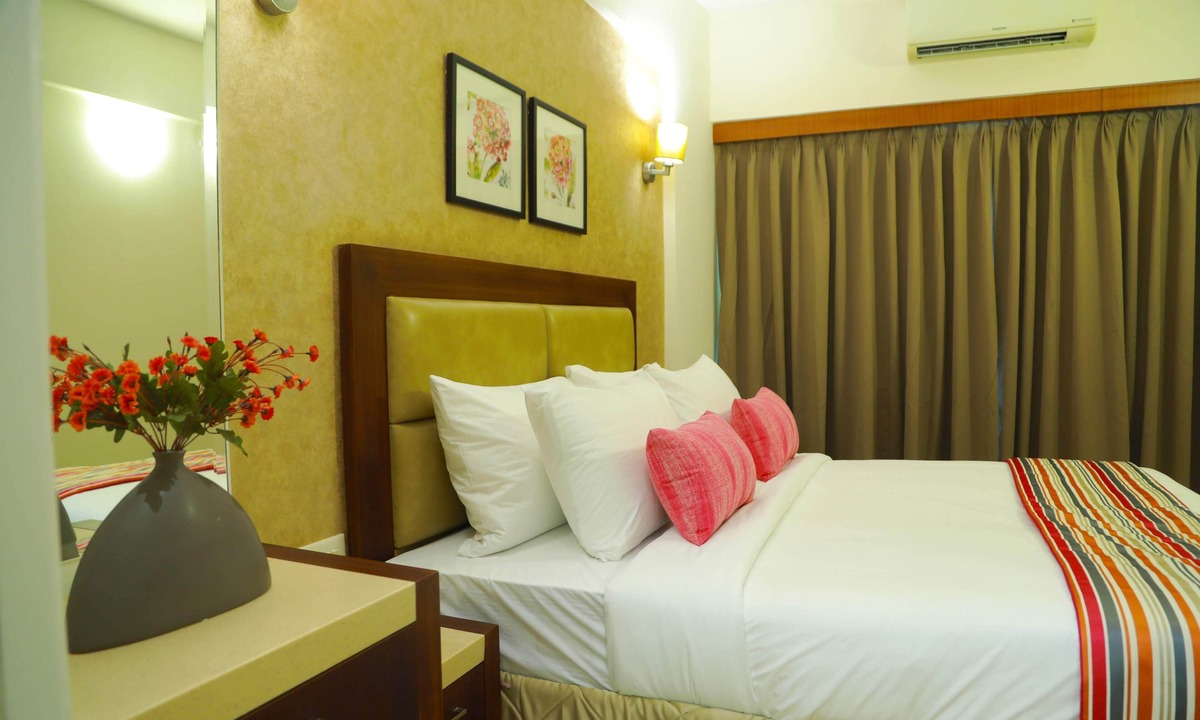 Nedumbassery Hotel | Noah Sky Suites