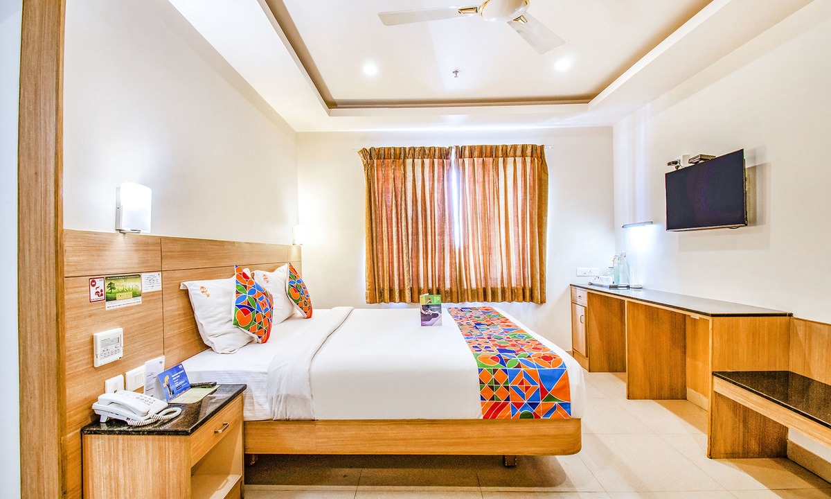 Gandhipuram Hotel | Fabhotel Prime Royal Castle