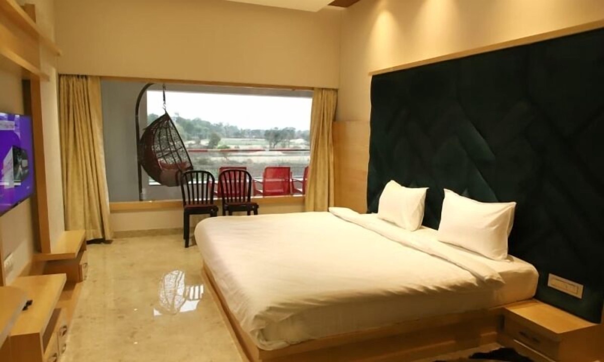Ashta Hotel | Dream Resort
