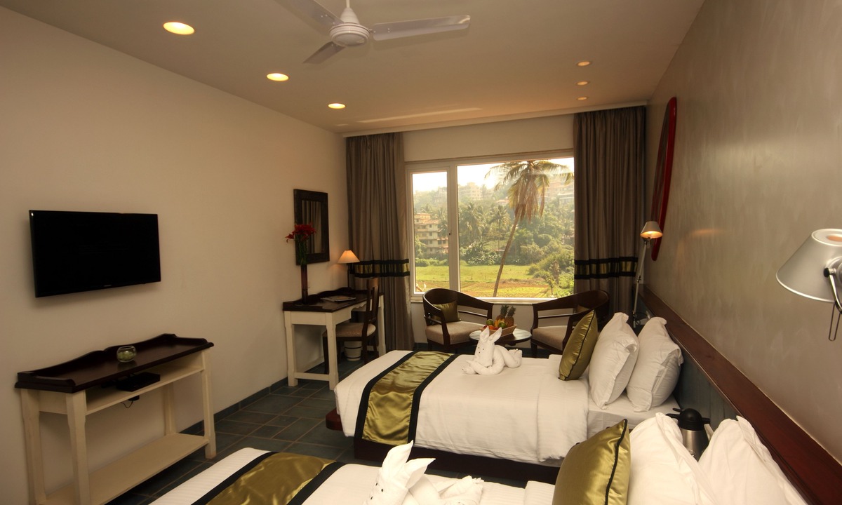 Caranzalem Hotel | The Fern Residency Miramar
