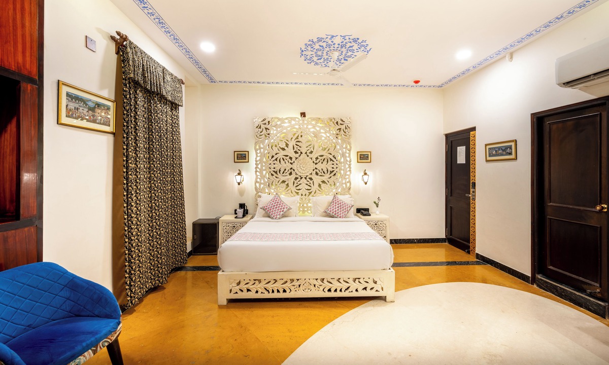 Mali Colony Hotel | The Chronicles by WSI - Near the Lake Pichola Udaipur