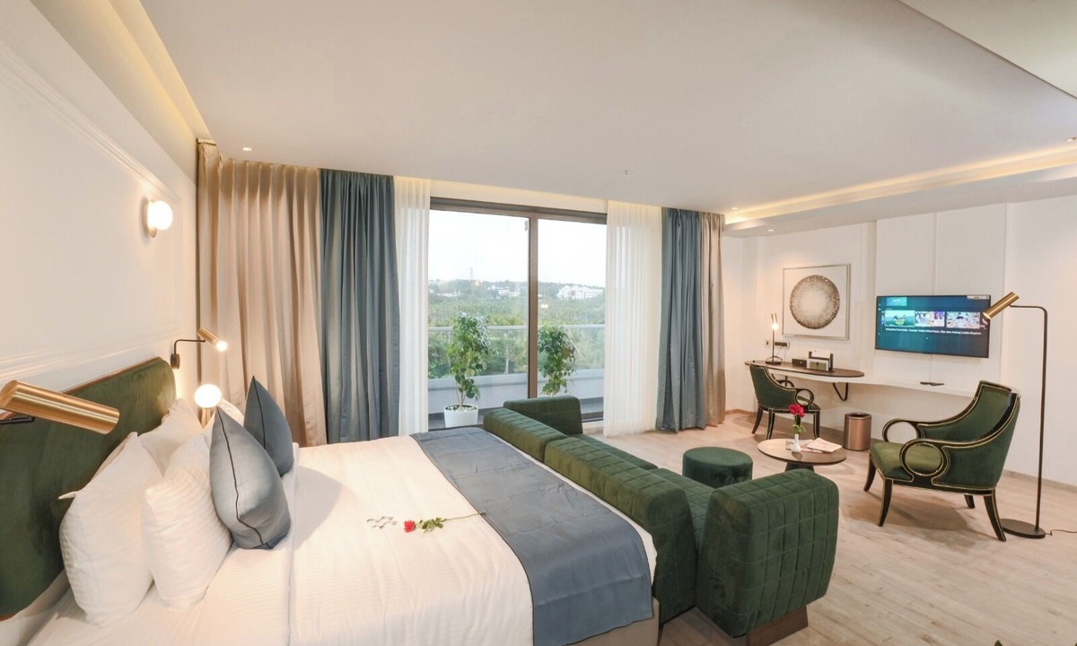 Kondotti Hotel | Pushpak Grande