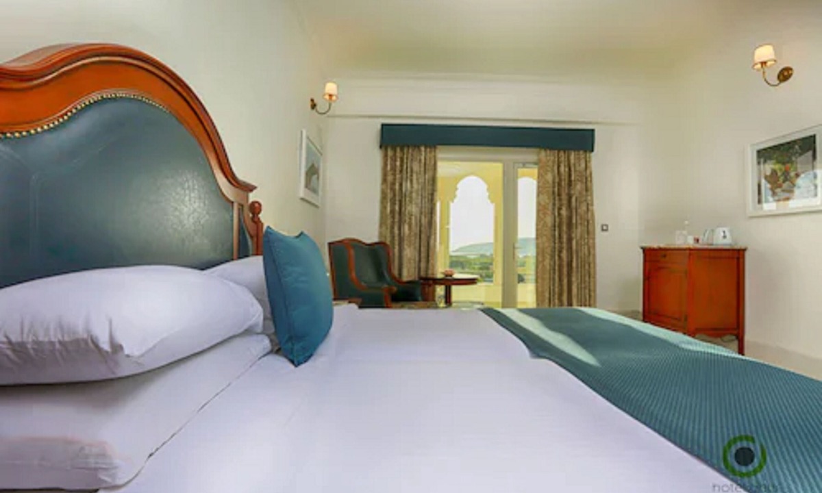 Lake Pichola Hotel | Fateh Niwas