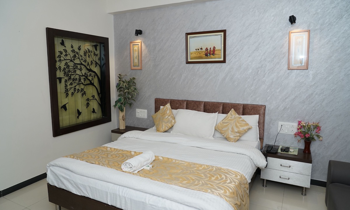 Paldi Hotel | Marshall the grand