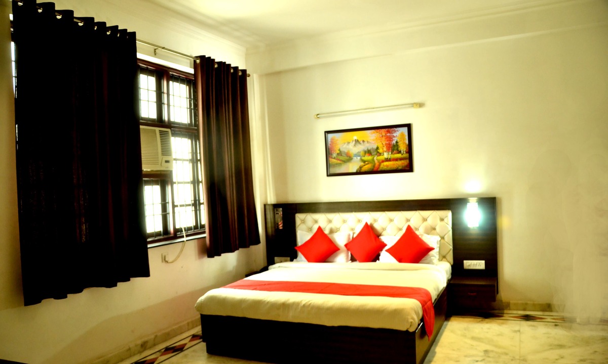 Rakabganj Hotel | Hotel Marc Royal