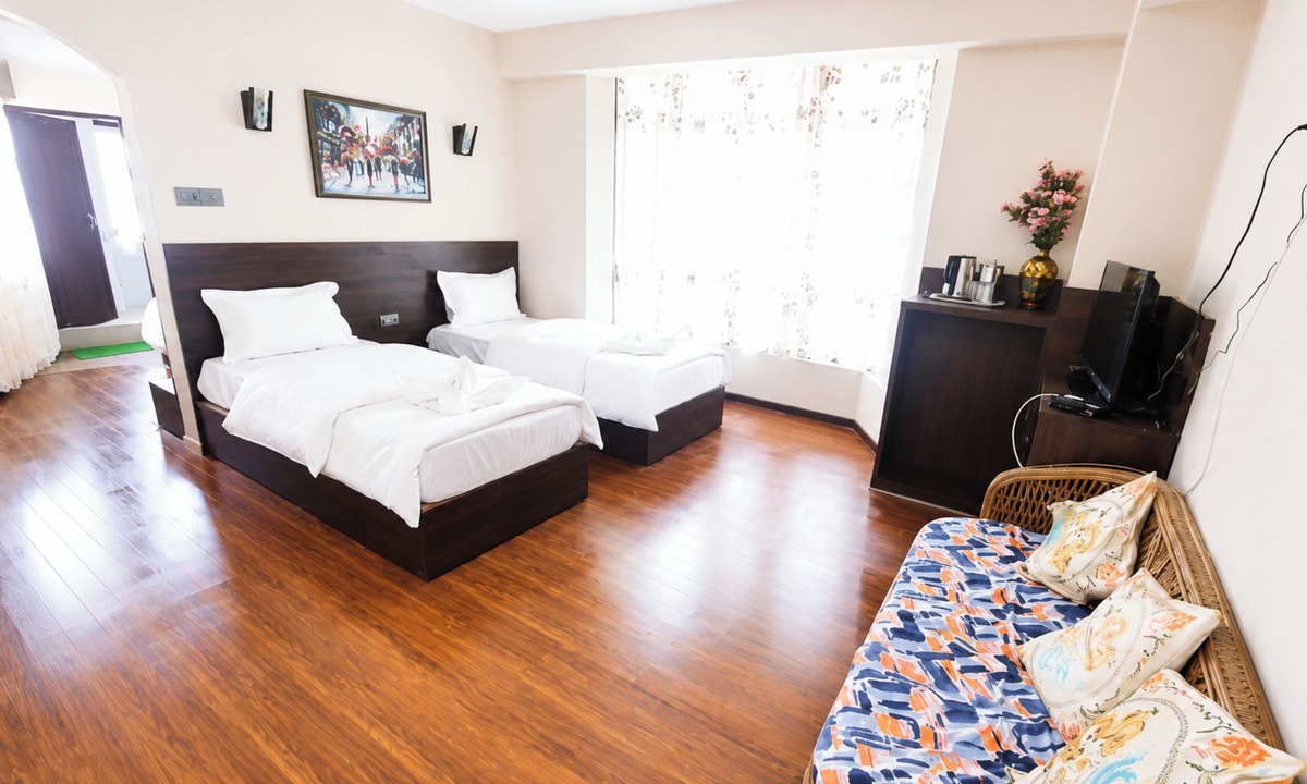 Darjeeling Hotel | Hotel The Olive Branch Near Gurudwara