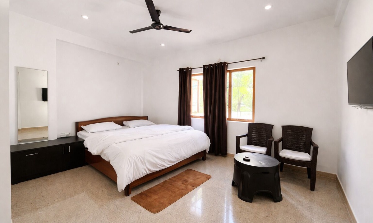 Bhimtal Hotel | Luxury Hotel Lake Darshan Bhimtal