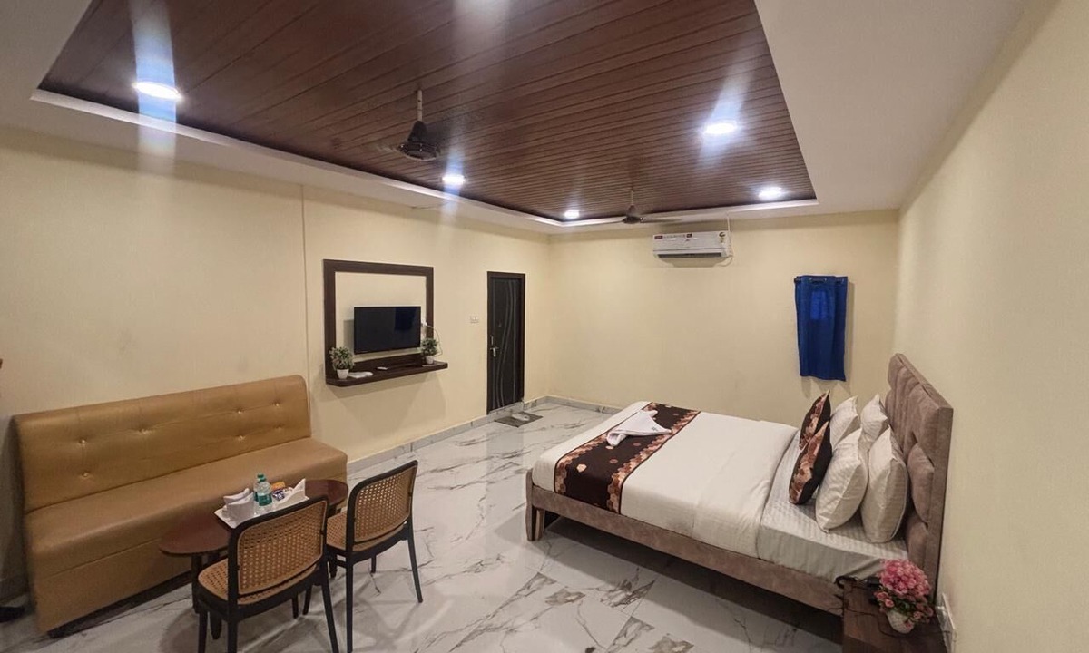 Shamshabad Hotel | Hotel Sky Palace