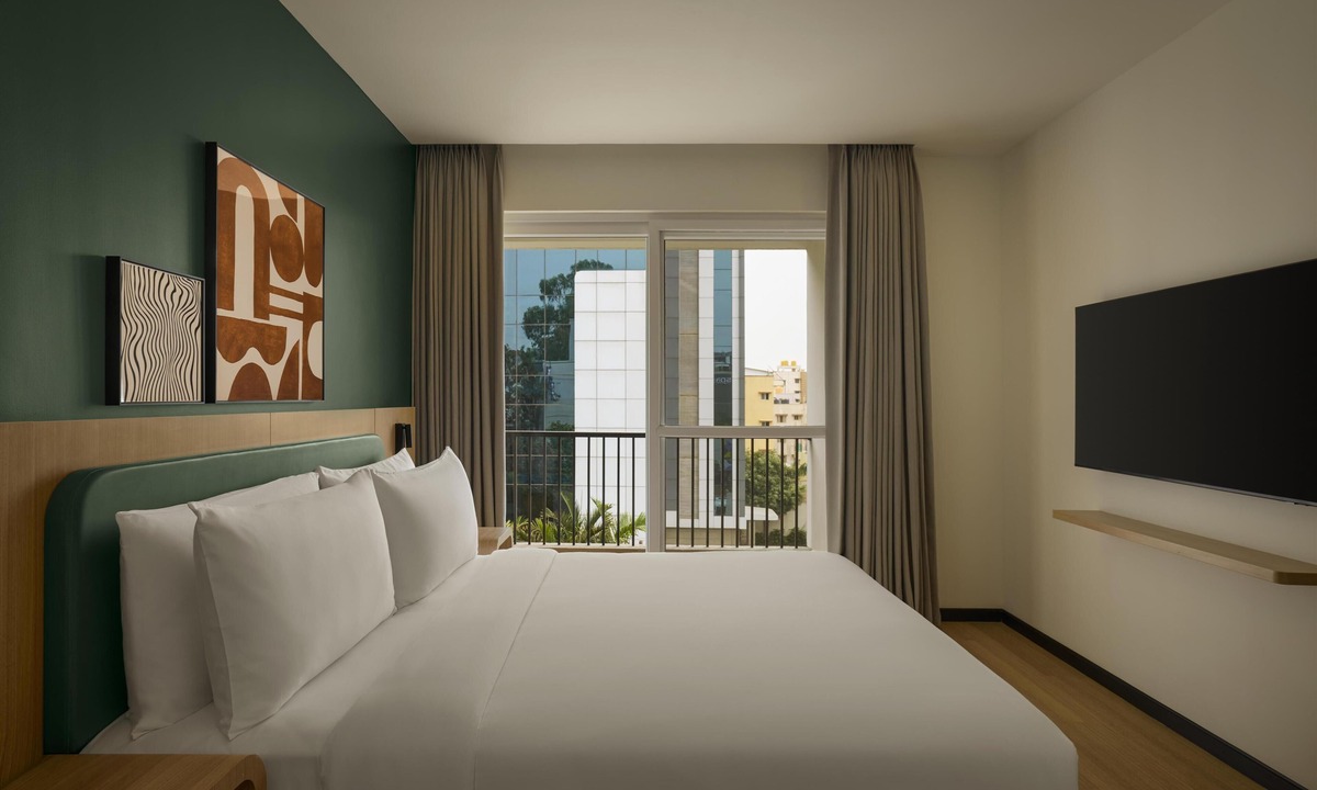 Kadubeesanahalli Hotel | Spark By Hilton Bengaluru Marathahalli Outer Ring Road