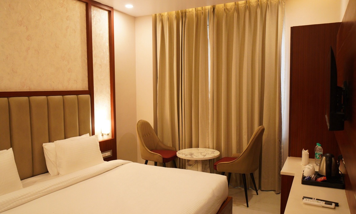 Lanka Hotel | Hotel Tattva Varanasi