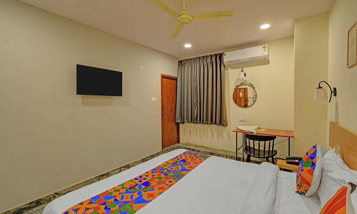 Miyapur Hotel | Fabhotel Casa Grand Ecil