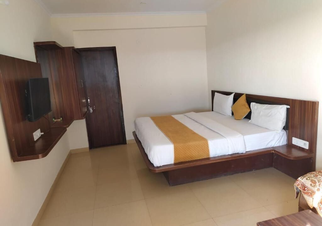 Uchiyarda Hotel | Garh Madan Heritage Hotel