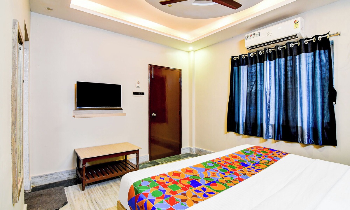 Kolkata Hotel | Fabhotel Forreal Stays
