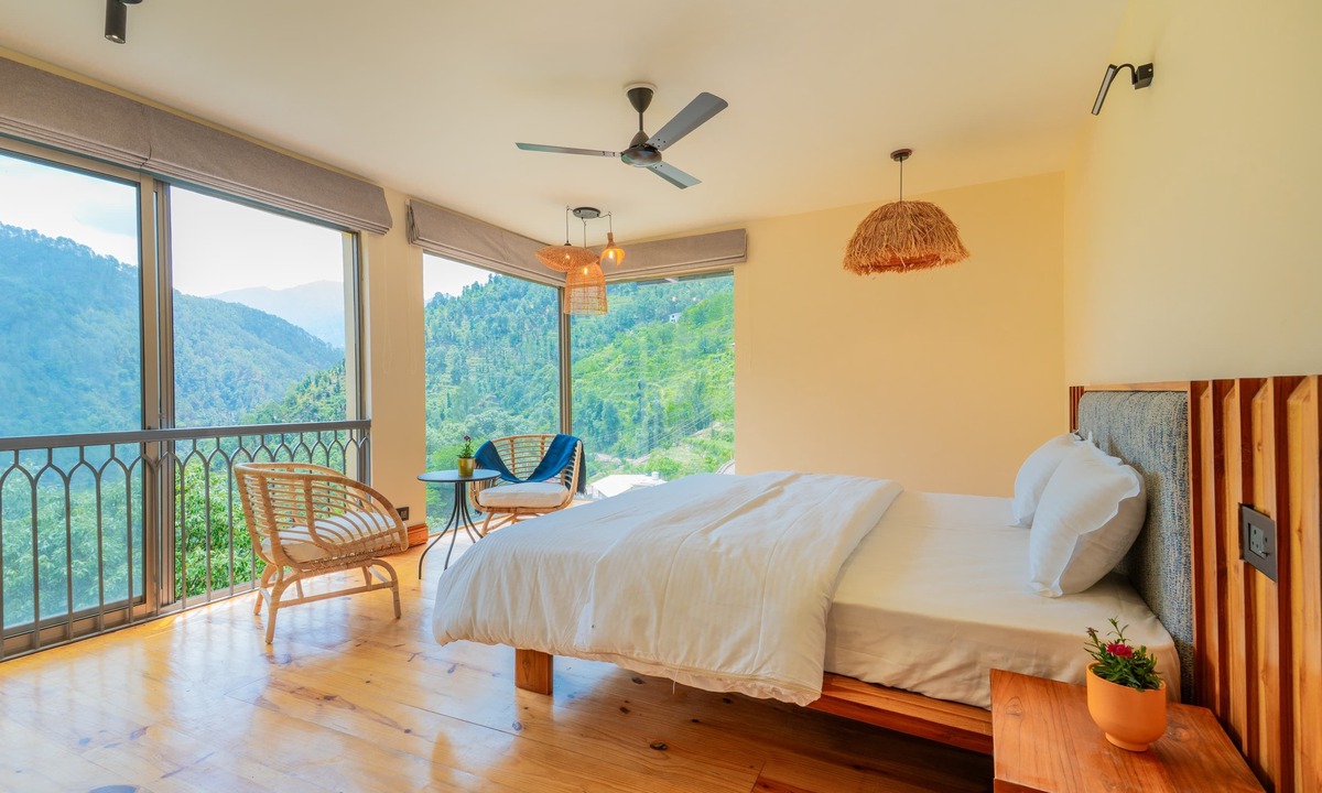 Nainital Hotel | Over The World