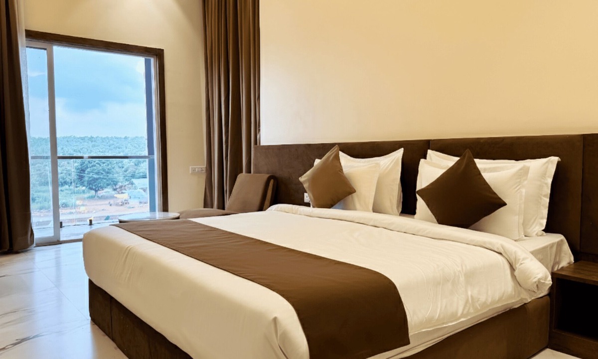 Khandwa Hotel | The Grand Omkara Hotel & Resorts