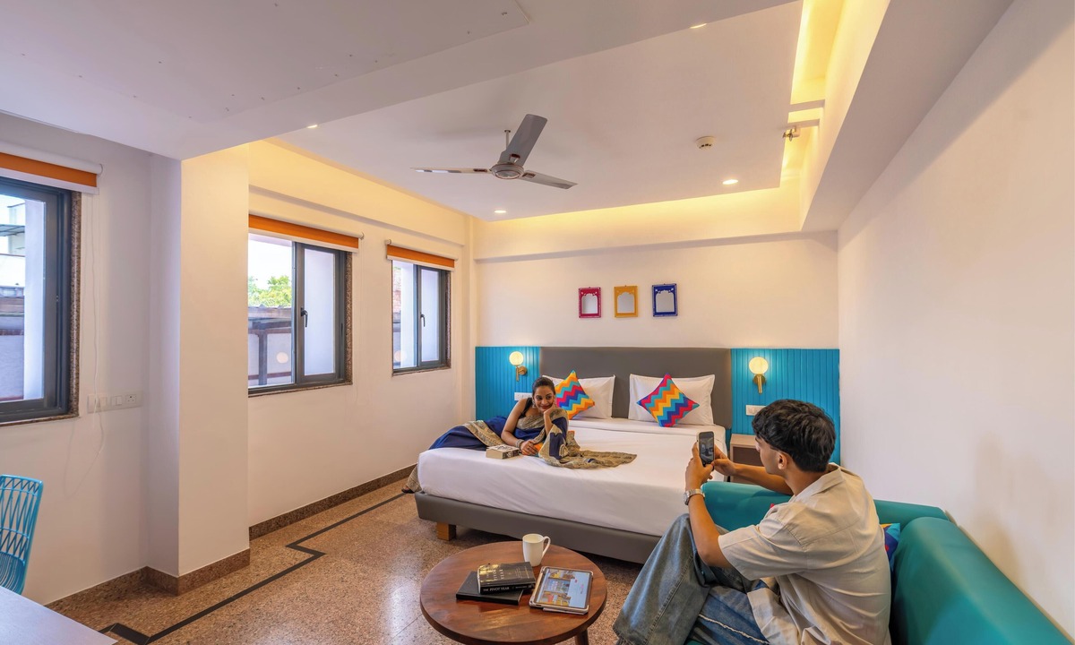 Udaipur City Centre Hostel | goSTOPS Plus Uadipur Gulab Bagh