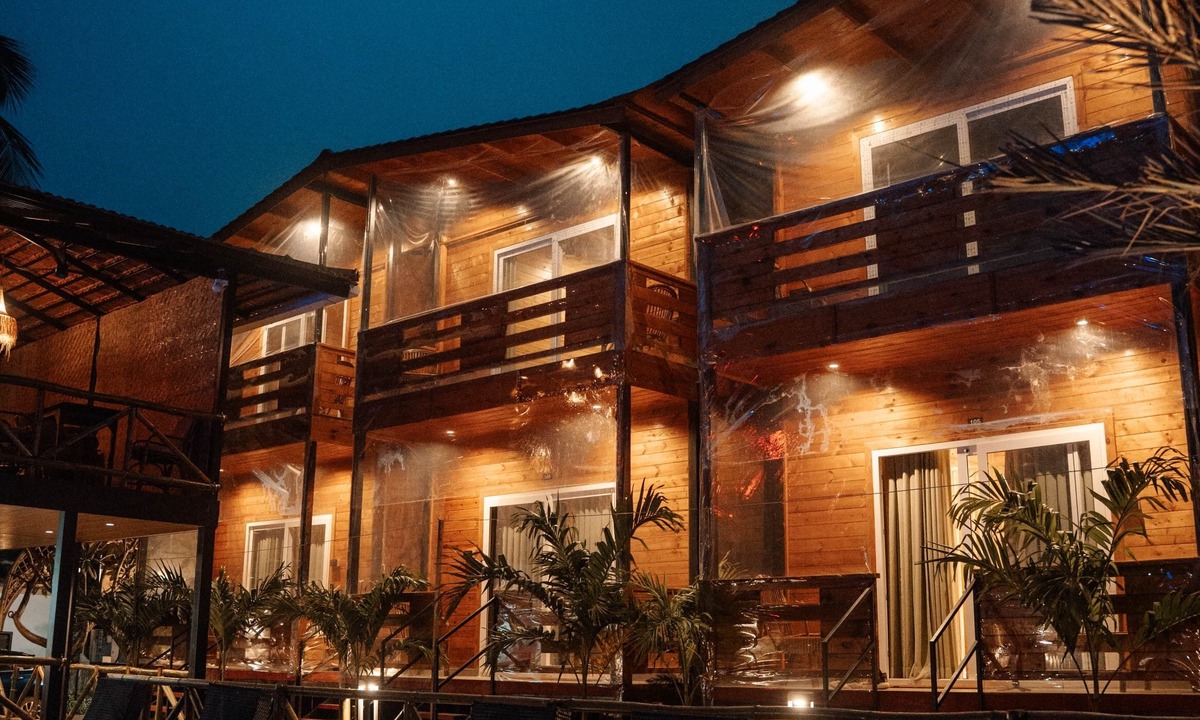 Gauravaddo Hotel | Tranquillo By The Beach - Luxury Wooden