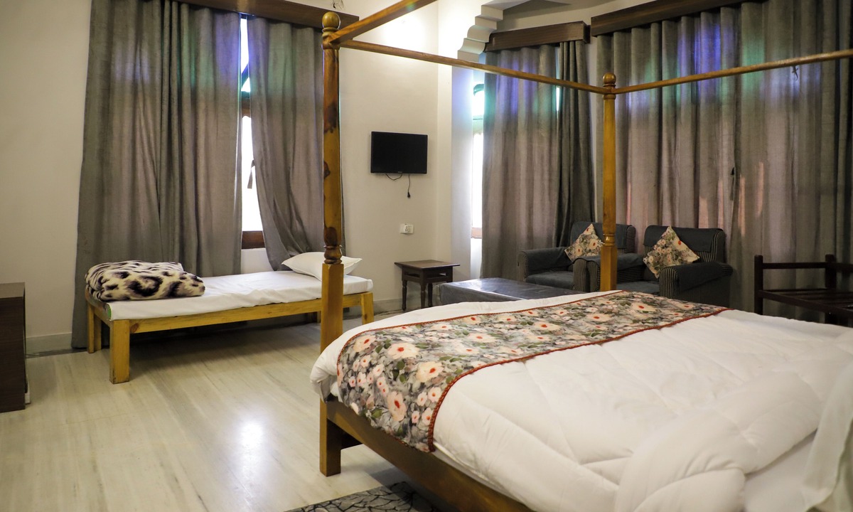 Tala Hotel | Royal Jungle Kothi