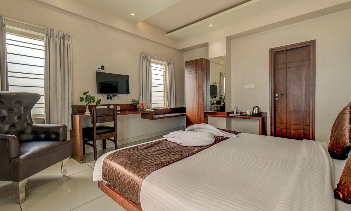 Mysore Hotel | Hotel J N stay