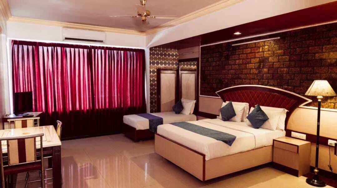 Madiwala Hotel | The Grand Krishna Rooms