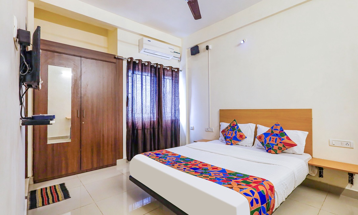 Tambaram Hotel | FabHotel Tristar Residency