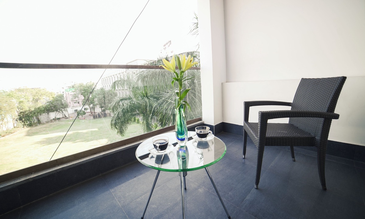 5th Block Hotel | BNGV Mystic Premier