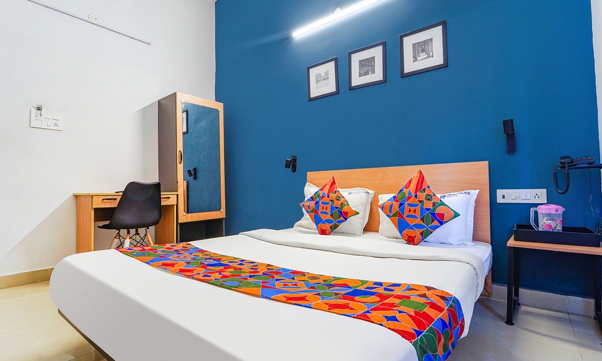 Madipakkam Hotel | Fabexpress Silver Palace