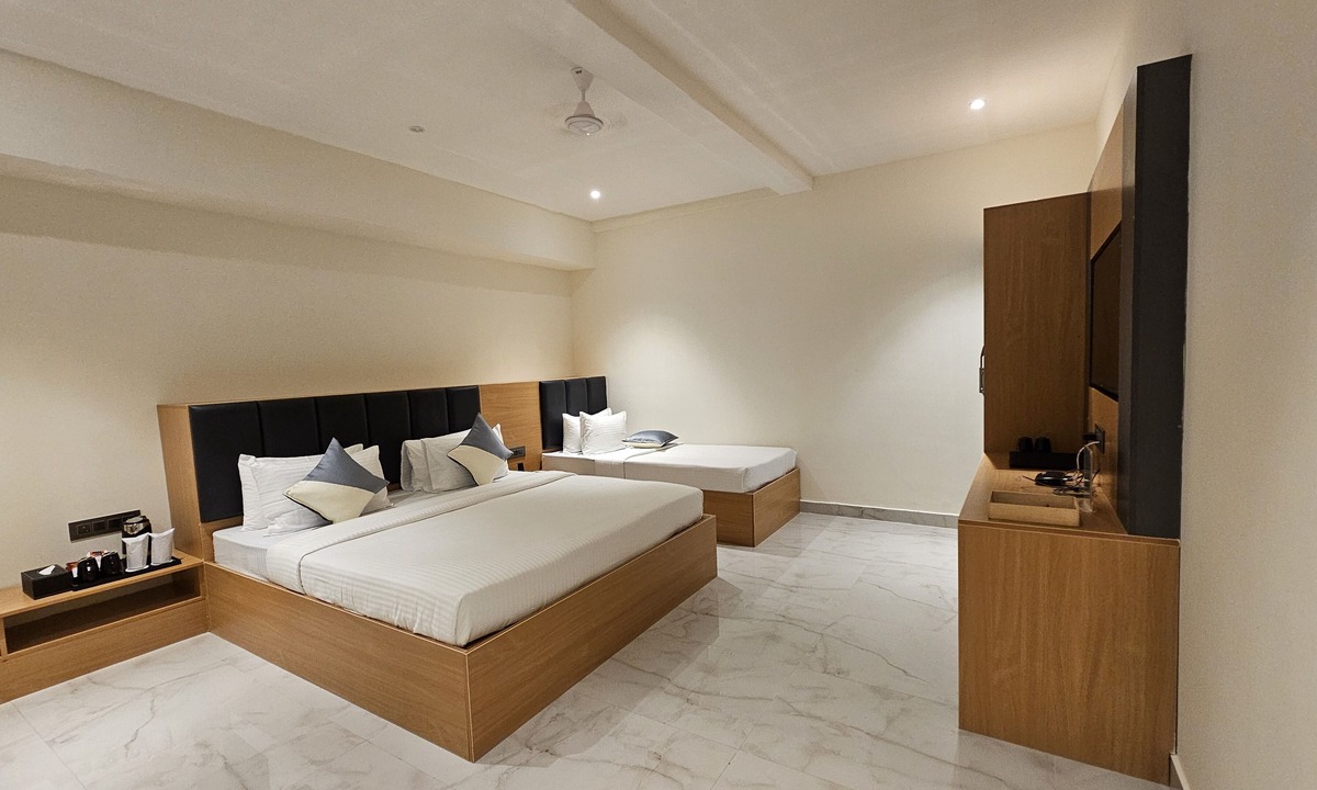 Mysore Hotel | Emerald Urban Comforts