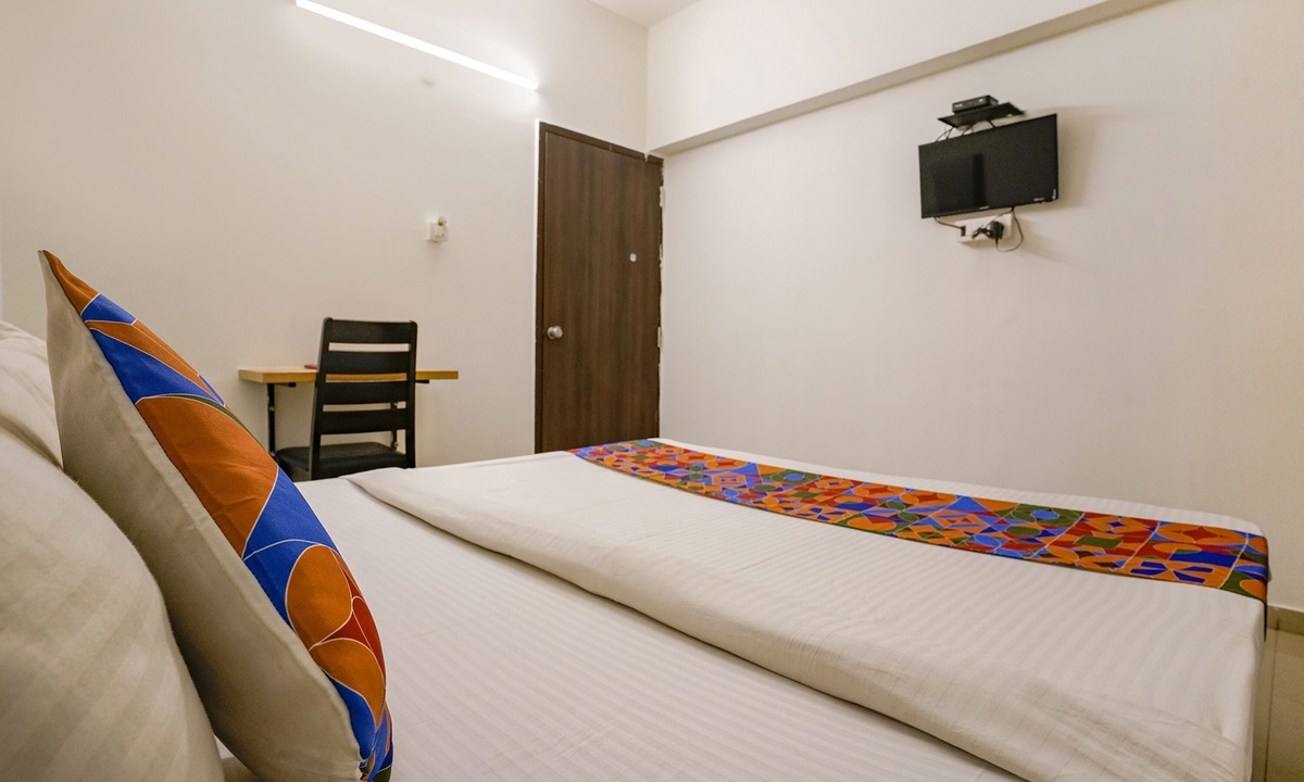 Nashik Hotel | Fabhotel Saubhagya Elite