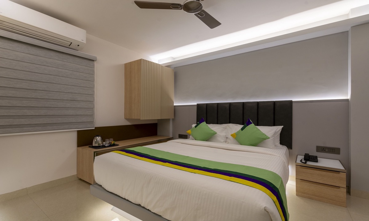 Hyderabad Hotel | Treebo Premium D Consulate