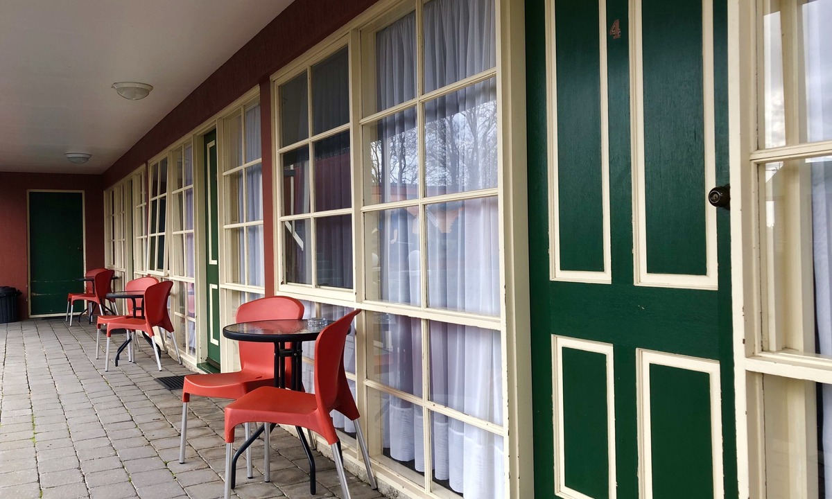 Sheffield Hotel | Sheffield Motor Inn