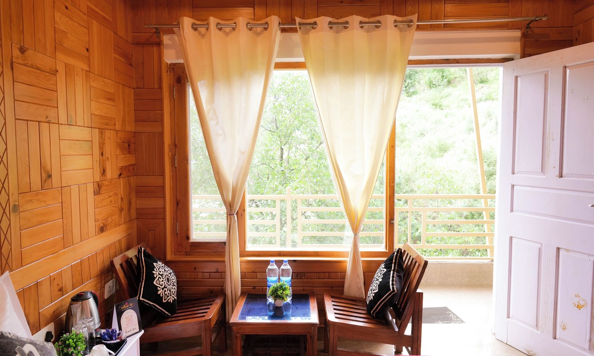 Jibhi Hotel | Tattva - By Shivaneel Hospitality