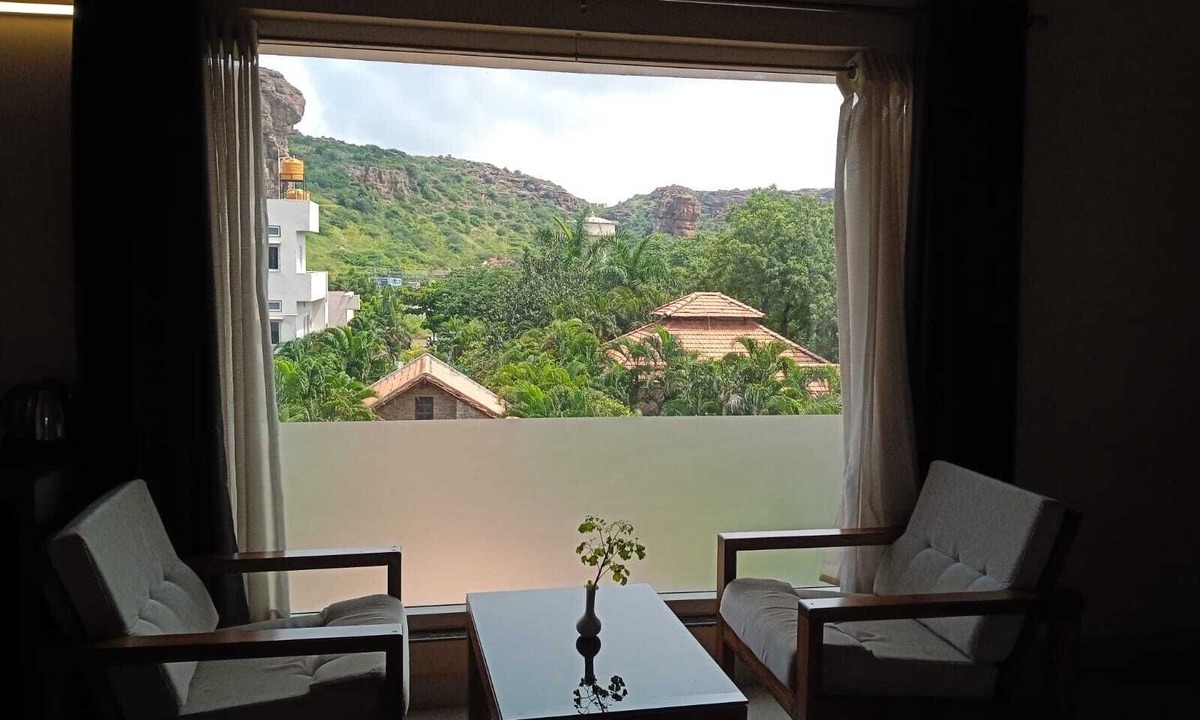 Badami Bed & Breakfast | THE HERITAGE RESORT