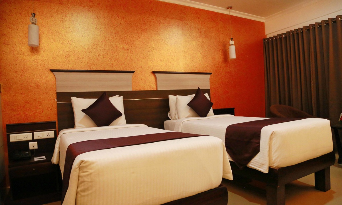 Mamangalam Hotel | The Dunes Continental