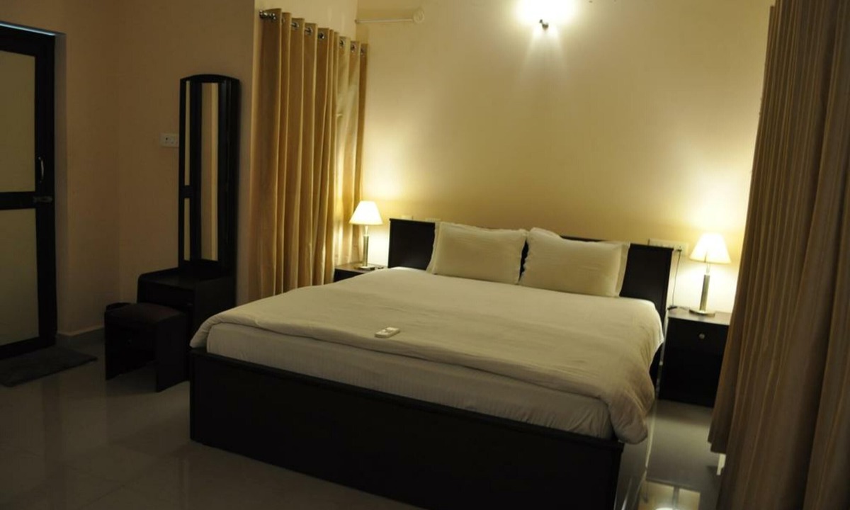 Srirangam Apartment | Jyothi Suites