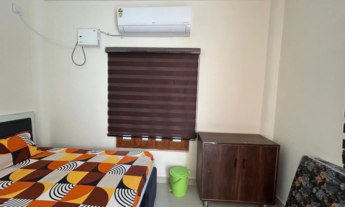Ayodhya House | Kusum Homestay 200-300m distance from Ram Mandir hostet By Avinash Mishra