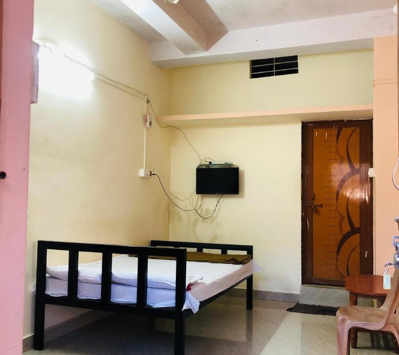 Yellapur Hotel | Ruchi lodge
