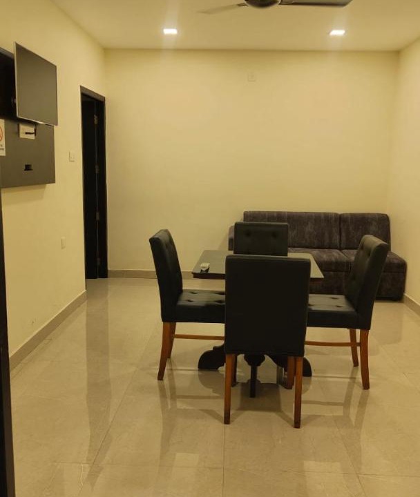 Irinjalakuda Hotel | Hotel Varsha International