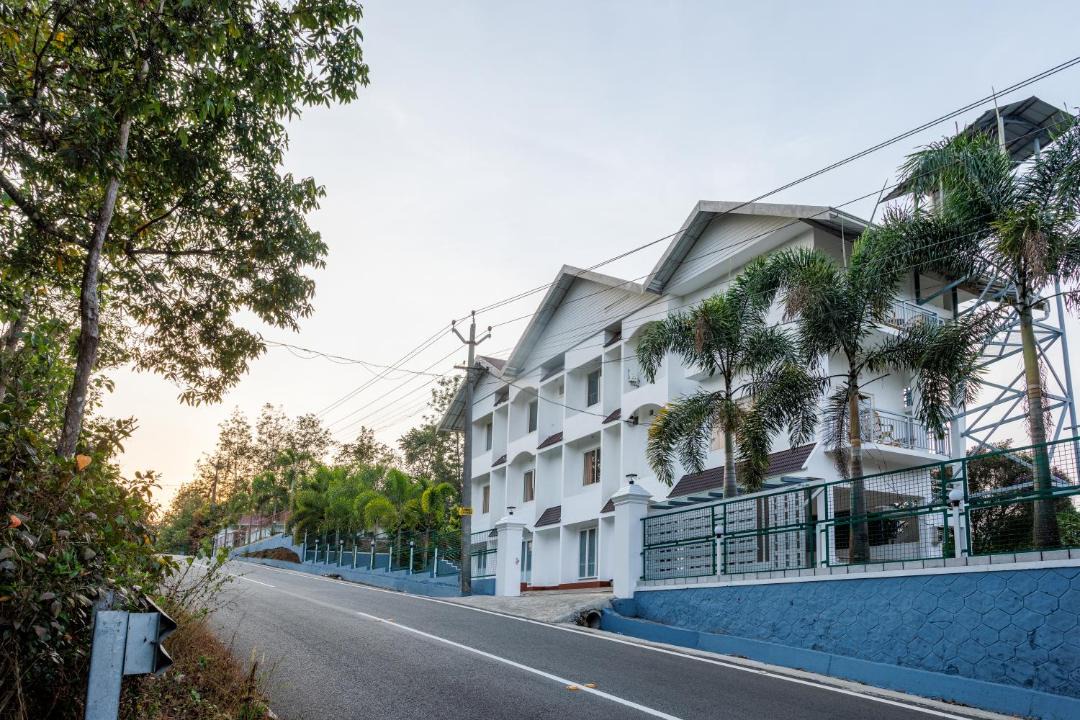 Udumbanchola Resort | Le Serene Misty Hills Resort by Neon Nest