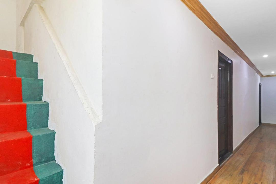 Ameerpet Hotel | Hotel O V Guest Inn