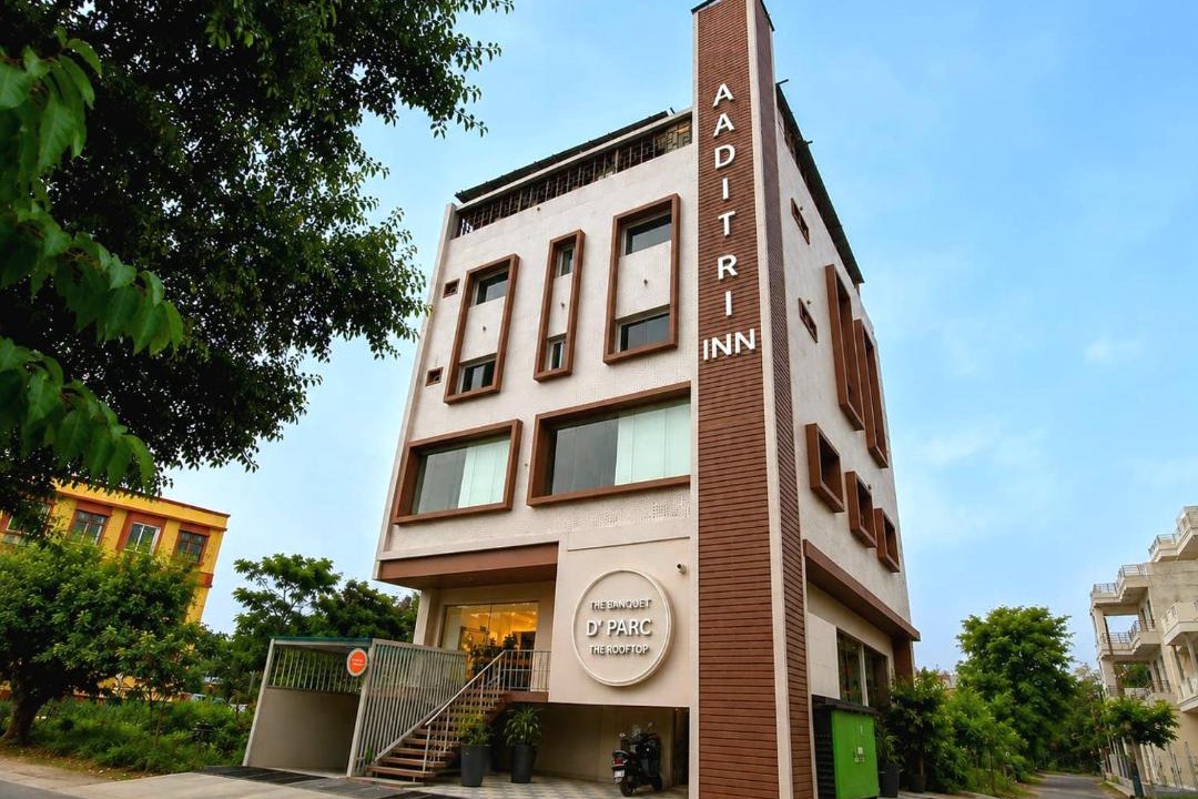 Gorakhpur Hotel | Aaditri Inn