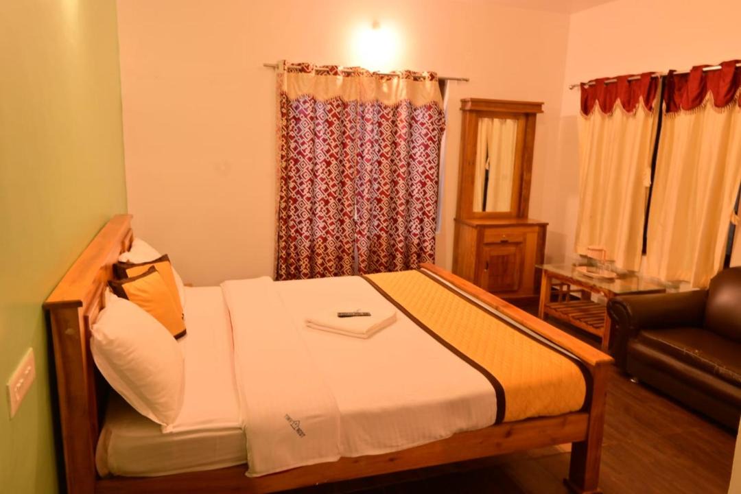 Kandal Hotel | Lake Vista Ooty Homestay
