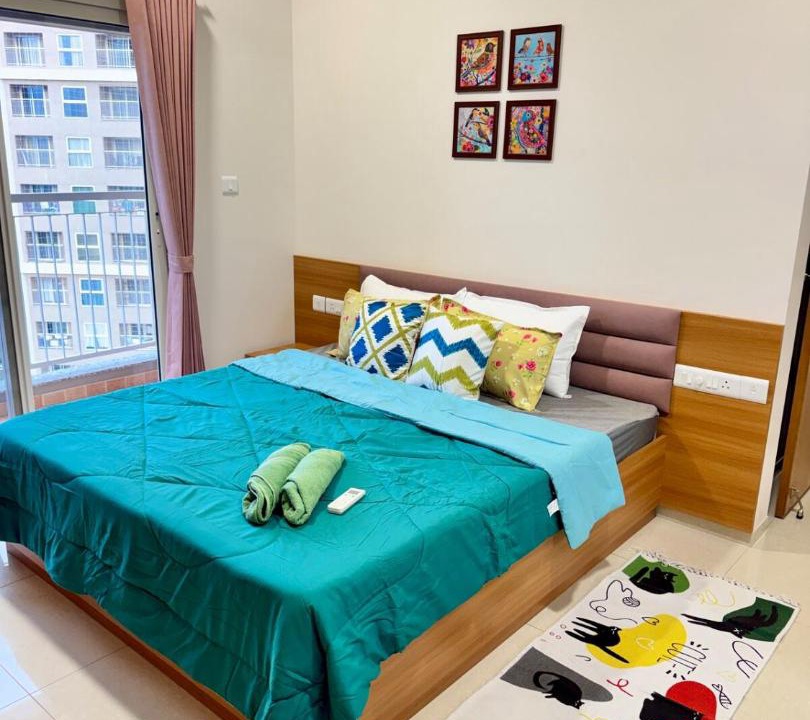 Gandhinagar Apartment | Luxury 2BHK - GIFT City - Corporate & Family Stay
