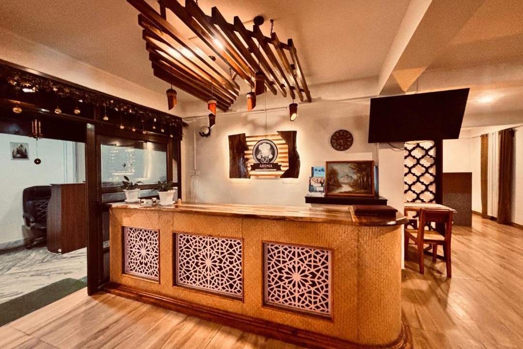 Sualkuchi Hotel | Super Townhouse Oak Hockey Stadium Guwahati Formerly Fortune Bliss