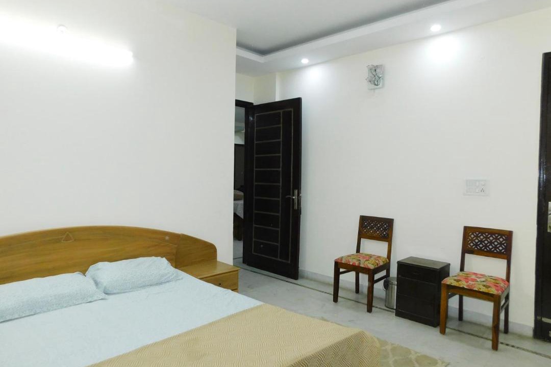 Jasola Apartment | Home By The Park