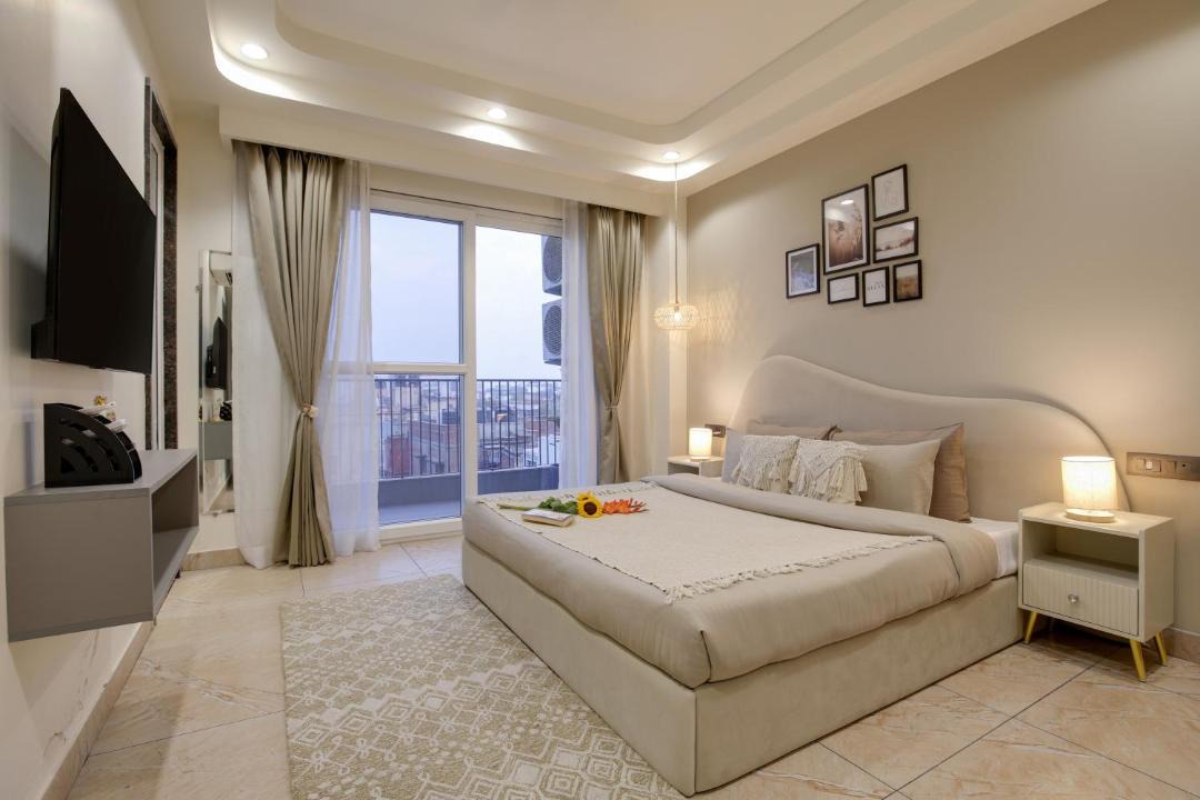 DLF Phase 3 Apartment | Bedchambers Premium Aparthotel DLF Phase 3 Sector 24